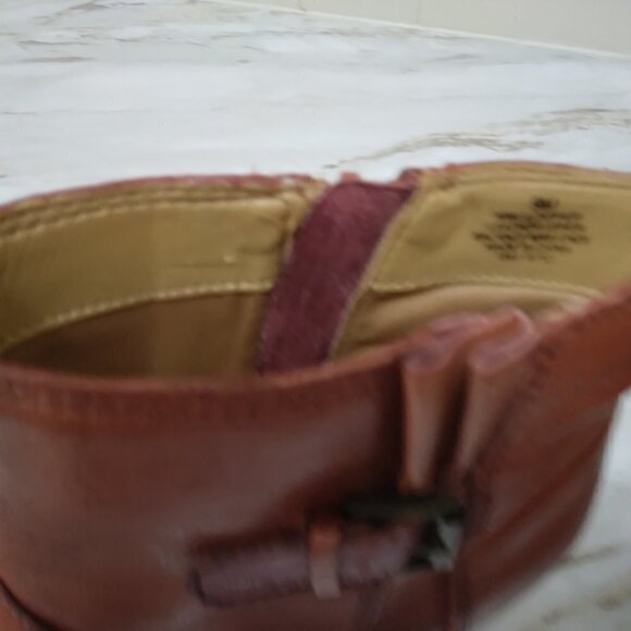 Nine West | "Lildipper " Leather Boot Short Shaft Chunky Heel | Size 9M - Picture 14 of 14
